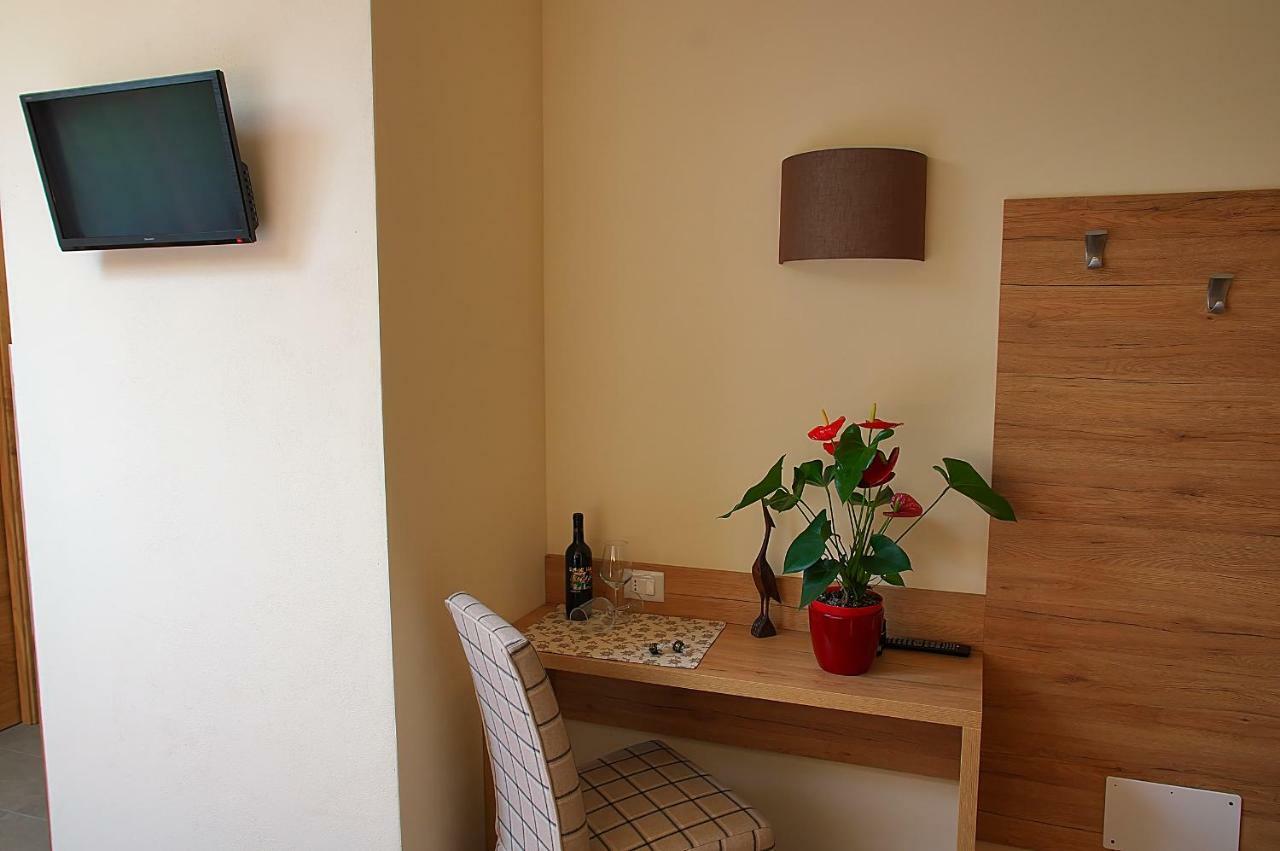 Botton D'Oro Delle Dolomiti Bed & Breakfast Vattaro Ngoại thất bức ảnh